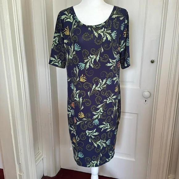 lularoe short sleeve dress Roselyn Smocked Detail Flutter Sleeve Dress lularoe